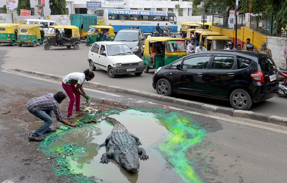 Indian Street Artist Spurs A Sluggish Civic Agency Into Action By His Biting Street Art Satire