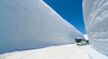 Enjoy The Snowiest Road In The World – Visit The ‘Roof Of Japan’