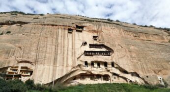 The Horsehoof Temple Is A Place Where Artists And Caves Meet